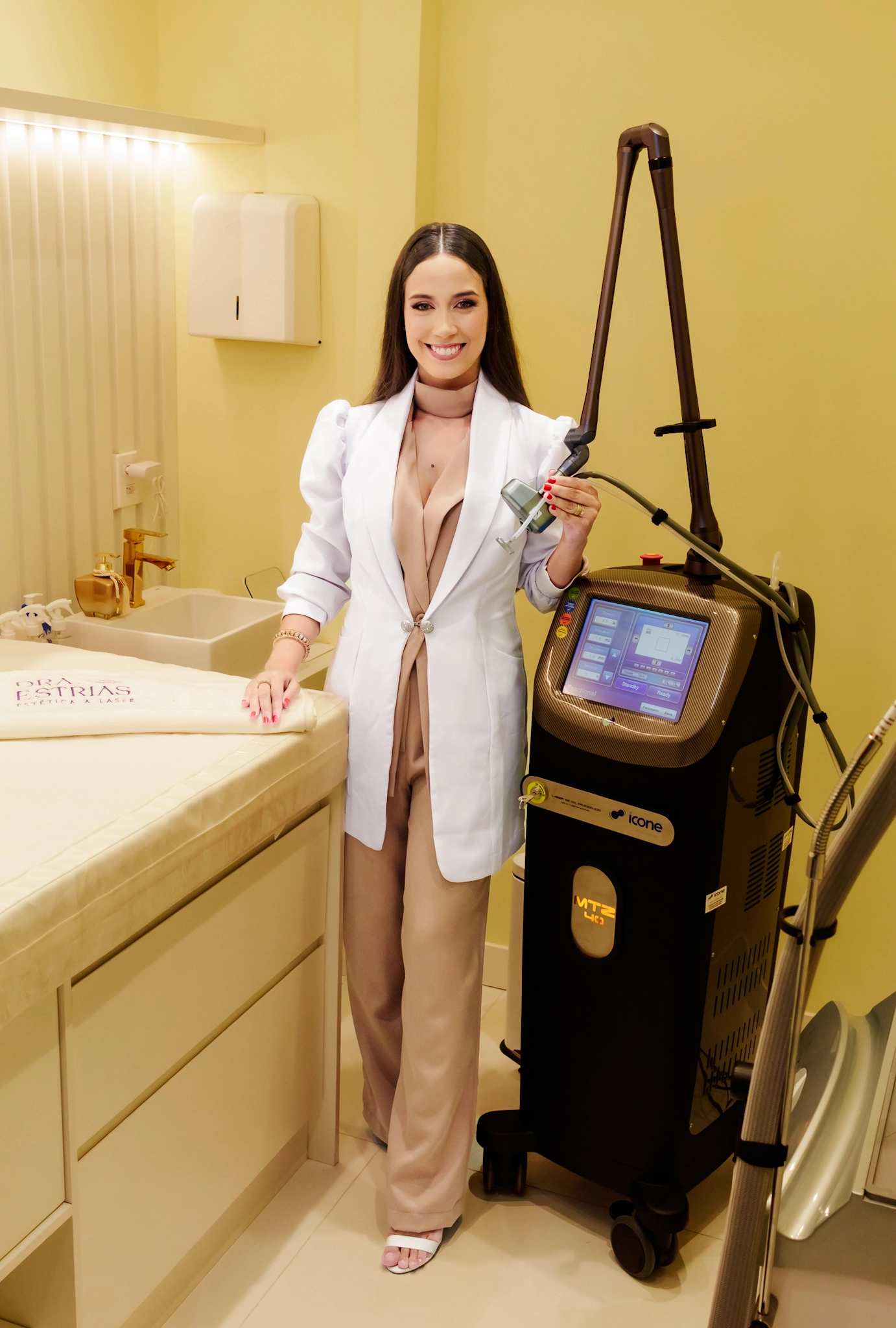 Laser MTZ 40 de CO2 Fracionado - Tecnologia avançada para tratamentos estéticos a laser